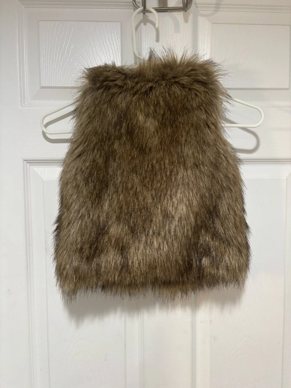 OLD NAVY Faux Fur Lined Vest in Brown